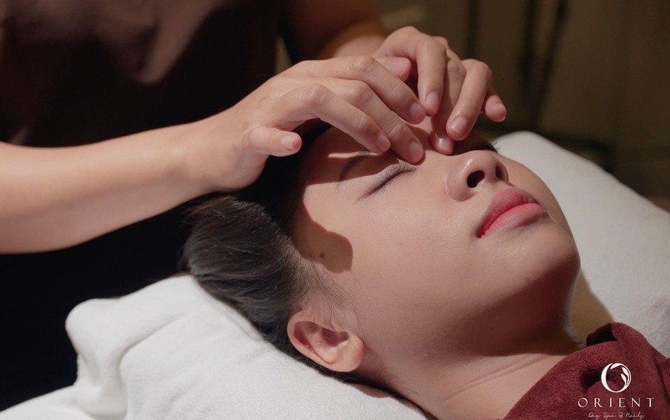 Sun-Soothing Facial - 75min